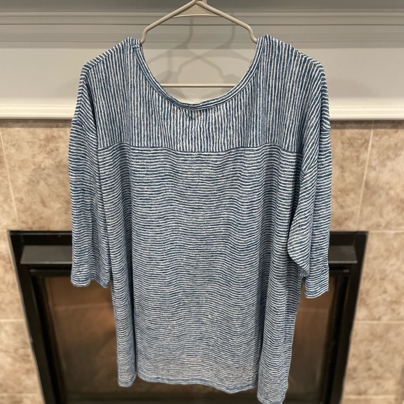 Lane Bryant 3/4 sleeve striped top - Picture 3 of 3